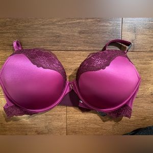 NWT Victoria Secret Very Sexy Push-up bra | Fuchsia | 38D